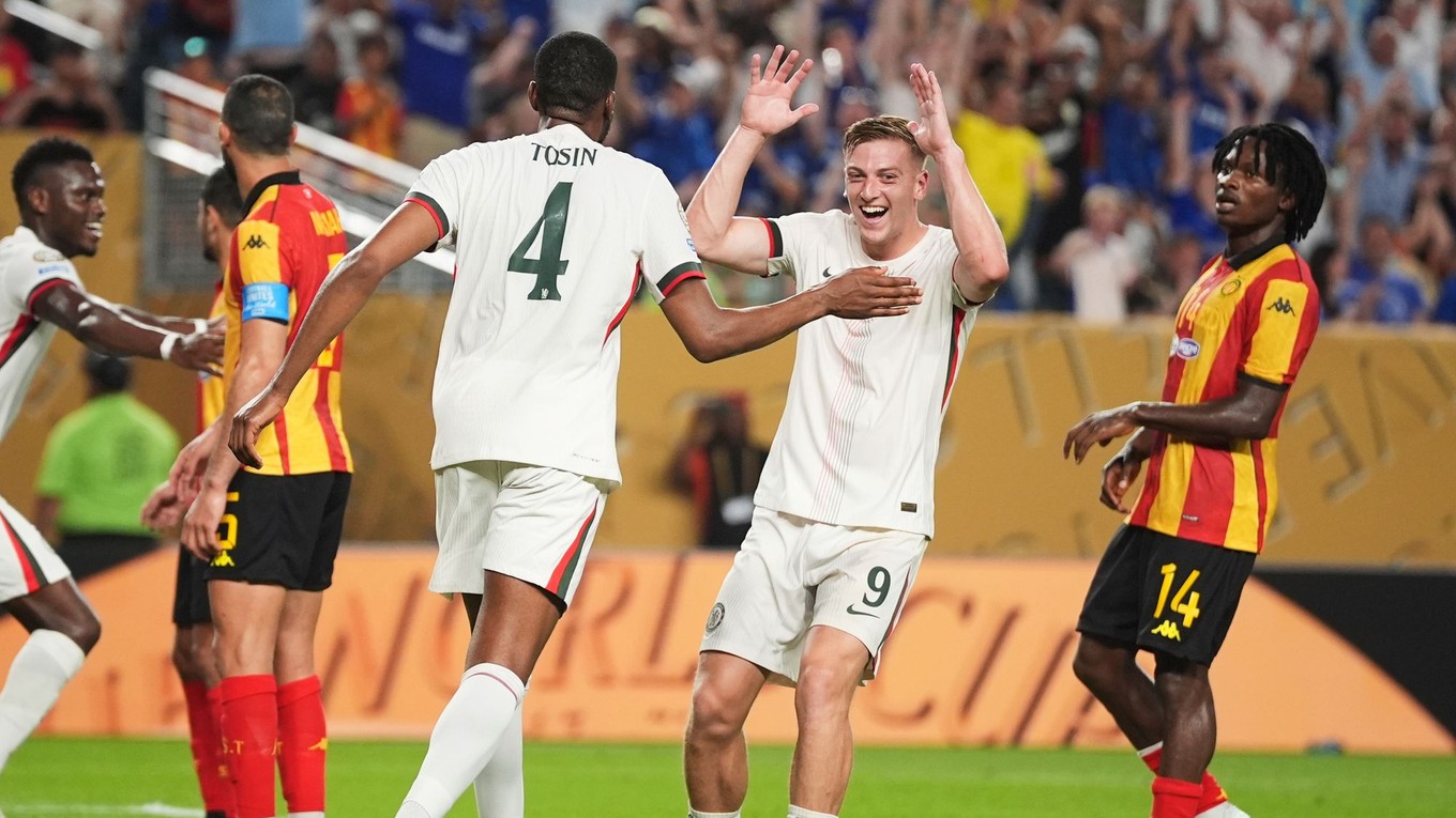 Tosin Adarabioyo a Liam Delap sa radujú z gólu