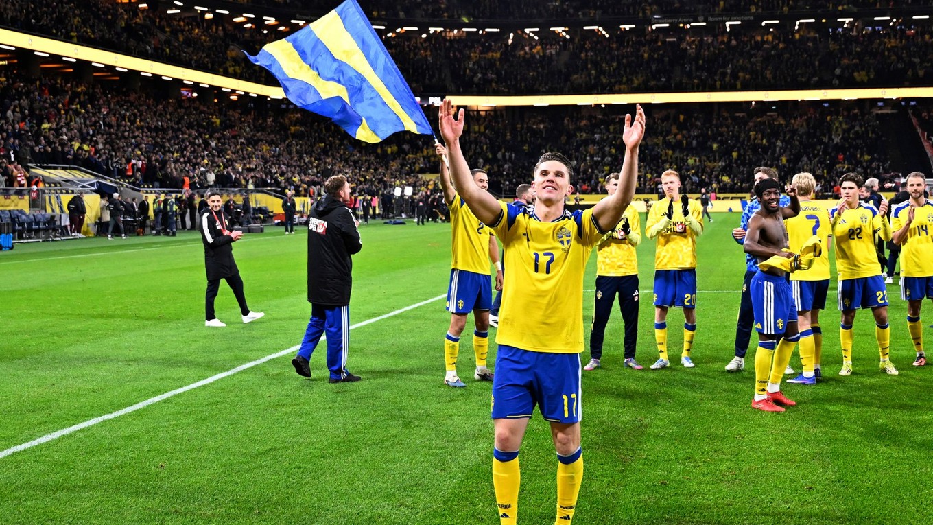 Švédsky útočník Viktor Gyökeres oslavuje postup na MS vo futbale 2026.