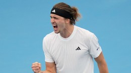 Alexander Zverev sa teší zo svojho víťazstva za Nemecko nad United Cupe.