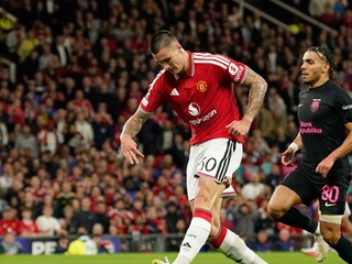 Benjamin Šeško v drese Manchestru United.
