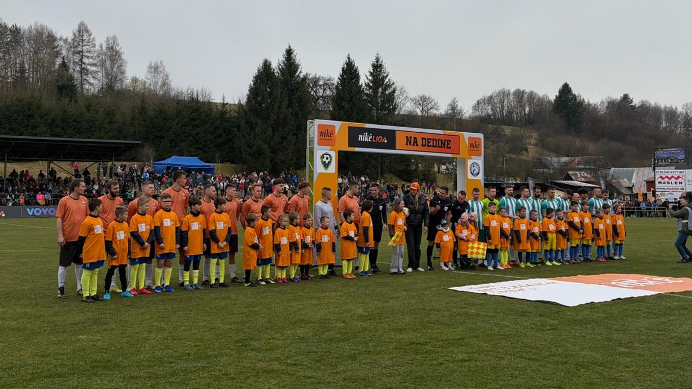 Momentka zo zápasu Poniky - Braväcovo v VII. lige ObFZ Banská Bystrica. 