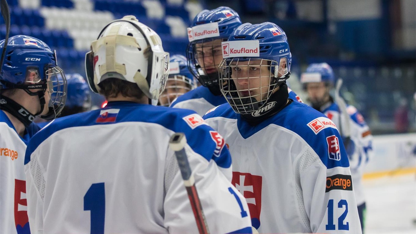 Slovenskí hokejisti do 17 rokov.