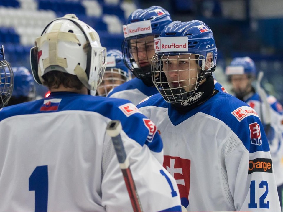 Slovenskí hokejisti do 17 rokov.