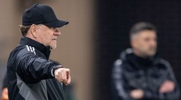 Tréner futbalistov Slovana Vladimír Weiss st.