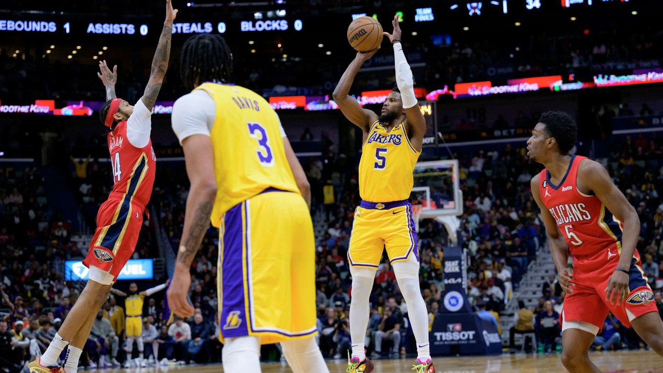 Momentka zo zápasu Los Angeles Lakers - New Orleans.