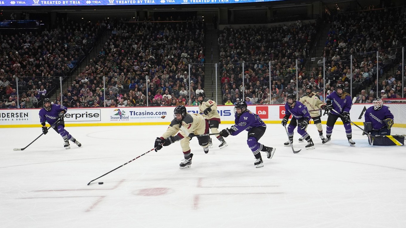 Fotka zo zápasu Minnesota - Montreal.