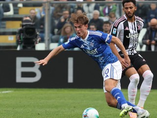 Nico Paz v zápase s Juventusom