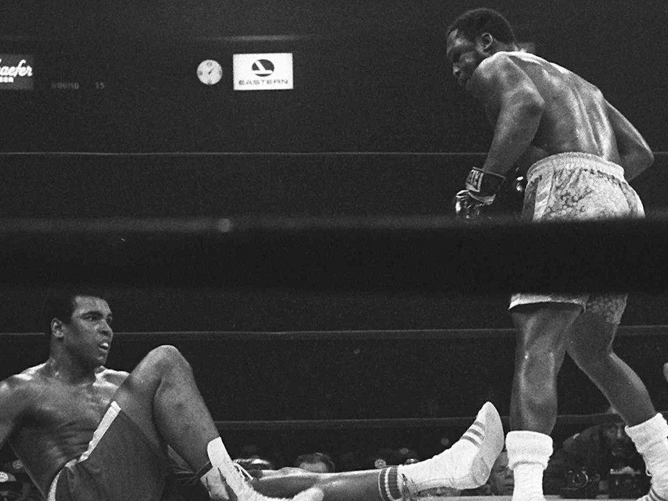Zápas storočia Joe Frazier (vpravo) vs. Muhammad Ali v marci 1971.