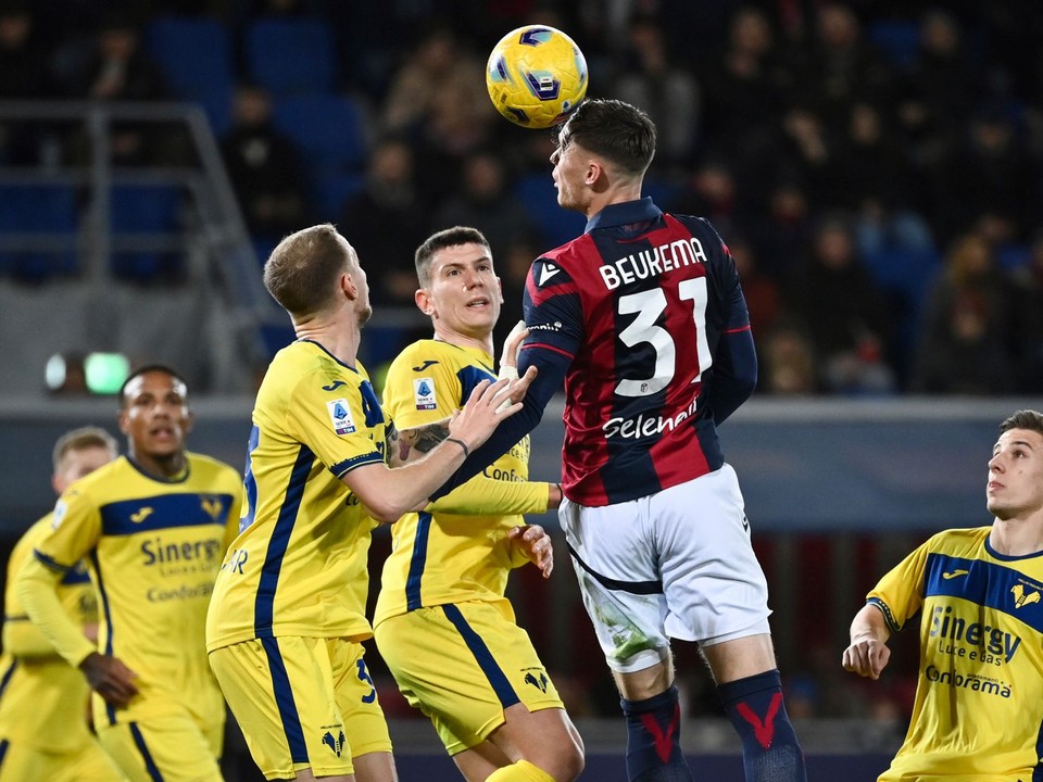Momentka zo zápasu Bologna - Verona