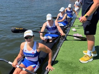 Slovenský ženský štvorkajak - Réka Bugár, Bianka Sidová, Sofia Bergendi a Hana Gavorová v K4 500m