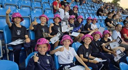 Mládežnícki futbalisti si splnili sen – Telekom im daroval vstupenky na UEFA U21 EURO 2025