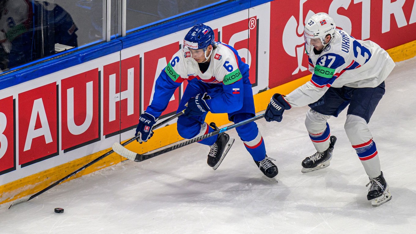 Jozef Viliam Kmec v zápase Slovensko - Nórsko na MS v hokeji 2026.