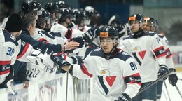 Austin Ortega (Slovan) v zápase 32. kola hokejovej Tipos extraligy medzi HK Nitra a HC Slovan Bratislava.