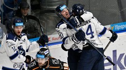 Hráči Popradu sa radujú v zápase 15. kola Tipsport ligy HK Poprad – HC Košice.