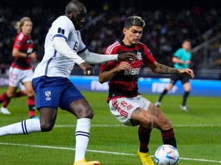 Momentka zo semifinále MS klubov medzi Al-Hilal a Flamengo.