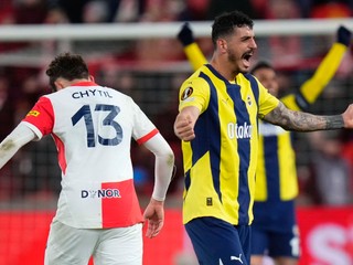 Momentka zo zápasu Slavia - Fenerbahce