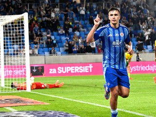 Dávid Strelec oslavuje hetrik do siete Žiliny.