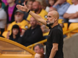Pep Guardiola počas zápasu s Wolverhamptonom.