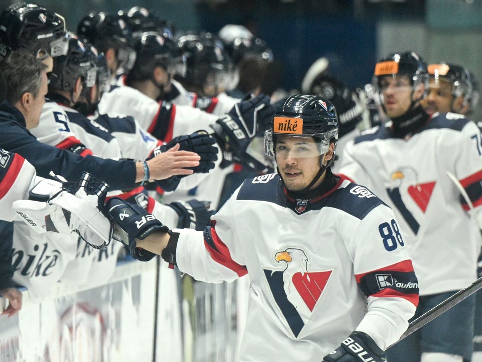 Austin Ortega (Slovan) v zápase 32. kola hokejovej Tipos extraligy medzi HK Nitra a HC Slovan Bratislava.