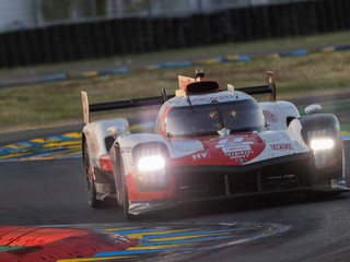 Víťazné auto Toyota počas Le Mans 2022.
