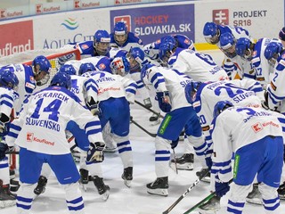 Slovenskí hokejisti do 18 rokov.