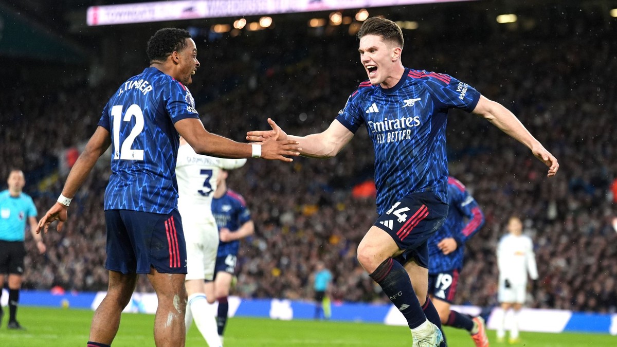 Hráči Arsenalu oslavujú gól