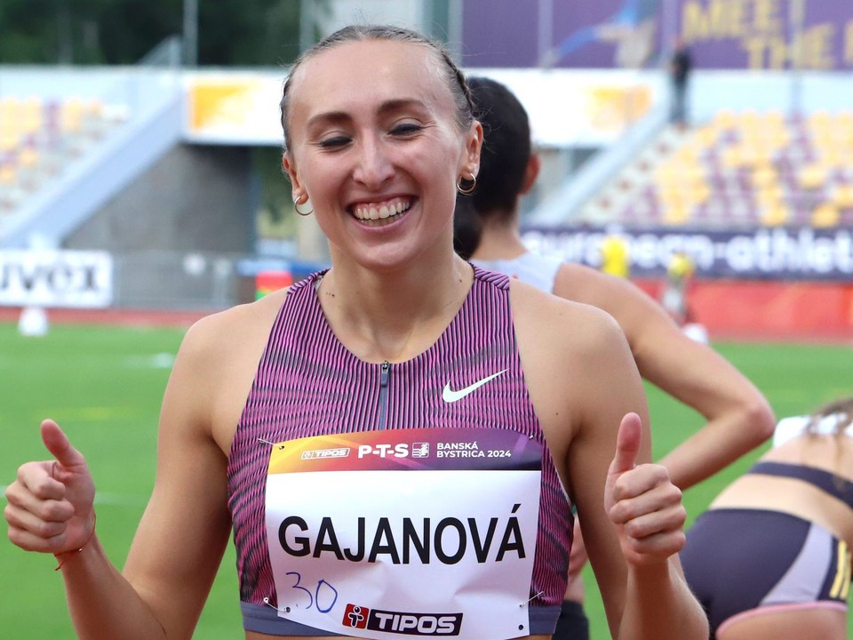 Gabriela Gajanová počas atletického mítingu P-T-S. 