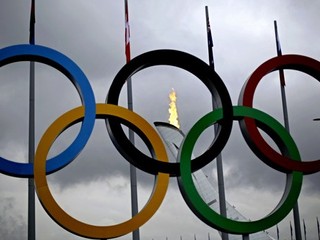 Olympijské kruhy - ilustračná fotografia.