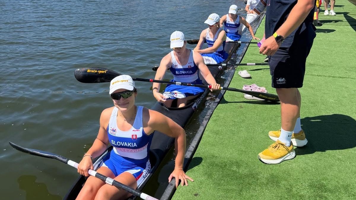 Slovenský ženský štvorkajak - Réka Bugár, Bianka Sidová, Sofia Bergendi a Hana Gavorová v K4 500m 