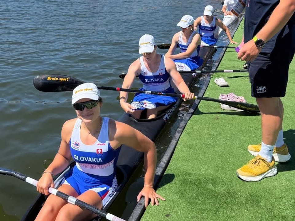 Slovenský ženský štvorkajak - Réka Bugár, Bianka Sidová, Sofia Bergendi a Hana Gavorová v K4 500m 