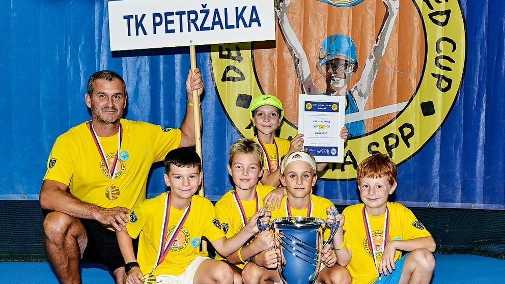 Tenisový tím TK Petržalka vyhral 19. ročník Detského Davis Cupu.