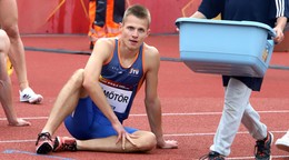 Prekážkár na 400 m Patrik Dömötör.