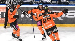 Radosť hráčov Košíc po prvom góle.