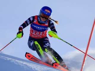 Mikaela Shiffrinová počas 1. kola slalomu v rakúskom stredisku Gurgl 2024.