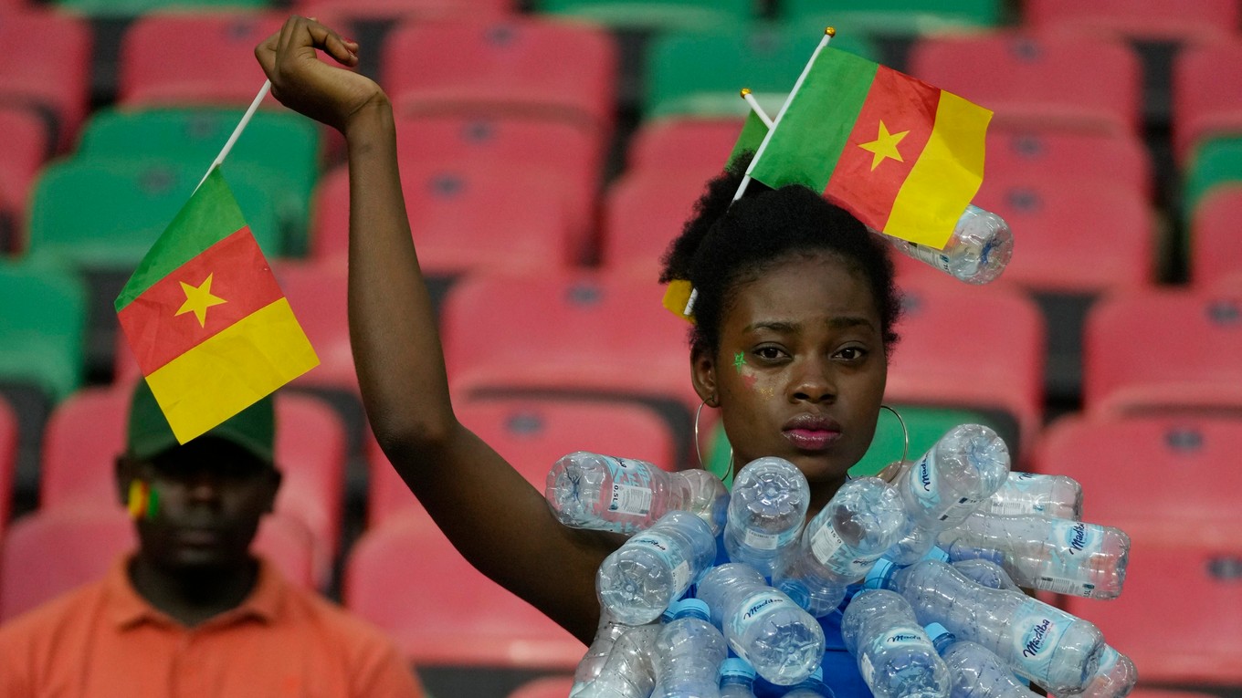 Kamerunská futbalová fanúšička na Africkom pohári národov.