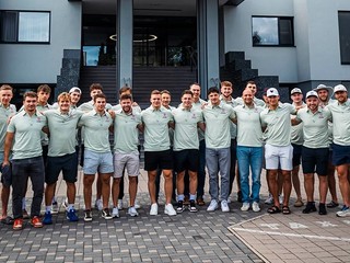 Bez Slafkovského, ale s Ružičkom. Slovenskí hokejisti utužujú partiu v Tatrách