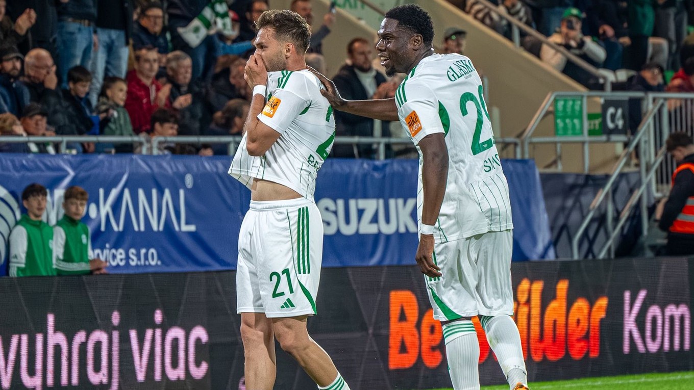 Futbalista Tatrana Prešov Ján Bernát sa teší z gólu v zápase proti MFK Skalica.
