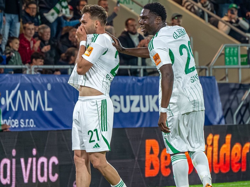 Futbalista Tatrana Prešov Ján Bernát sa teší z gólu v zápase proti MFK Skalica. 