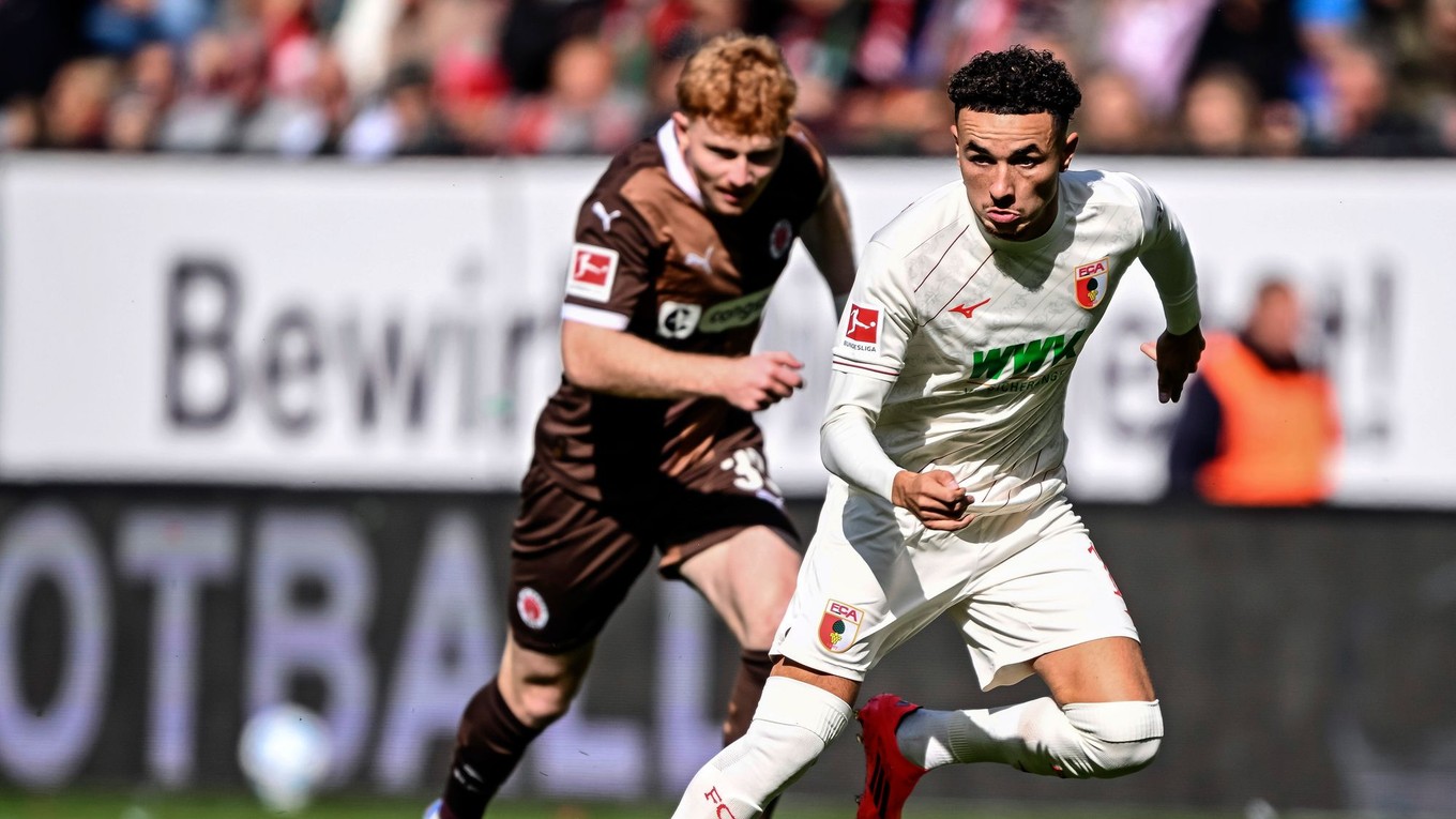 Momentka zo zápasu Augsburg - St. Pauli