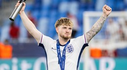 Na snímke anglický futbalista Harvey Elliott.