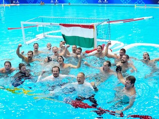 Maďarskí reprezentanti vo vodnom póle.