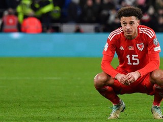 Hráč Walesu Ethan Ampadu