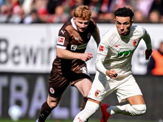 Momentka zo zápasu Augsburg - St. Pauli