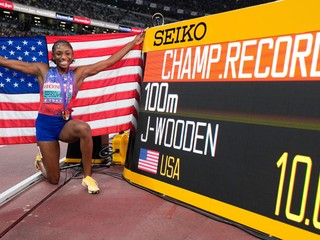 Melissa Jeffersonová-Woodenová získala zlato vo finále 100 m žien na MS 2025