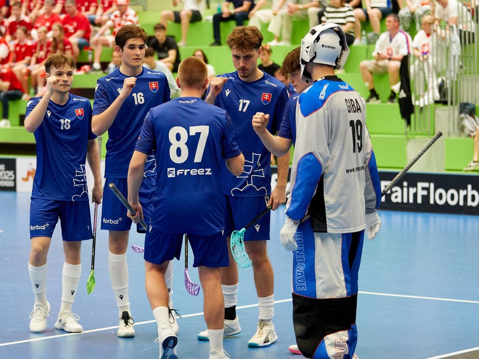 Slovenskí florbalisti do 19 rokov. 