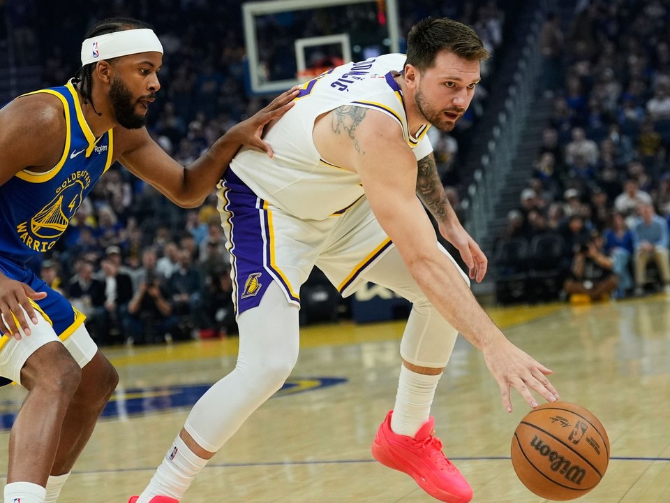 Luka Dončič v zápase s Golden State