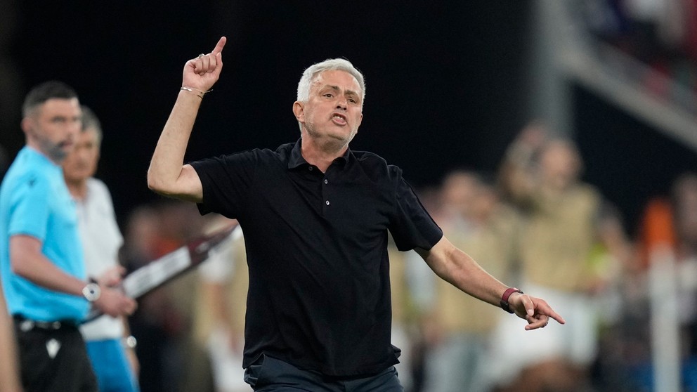 José Mourinho počas finále Európskej ligy medzi AS Rím a FC Sevilla.