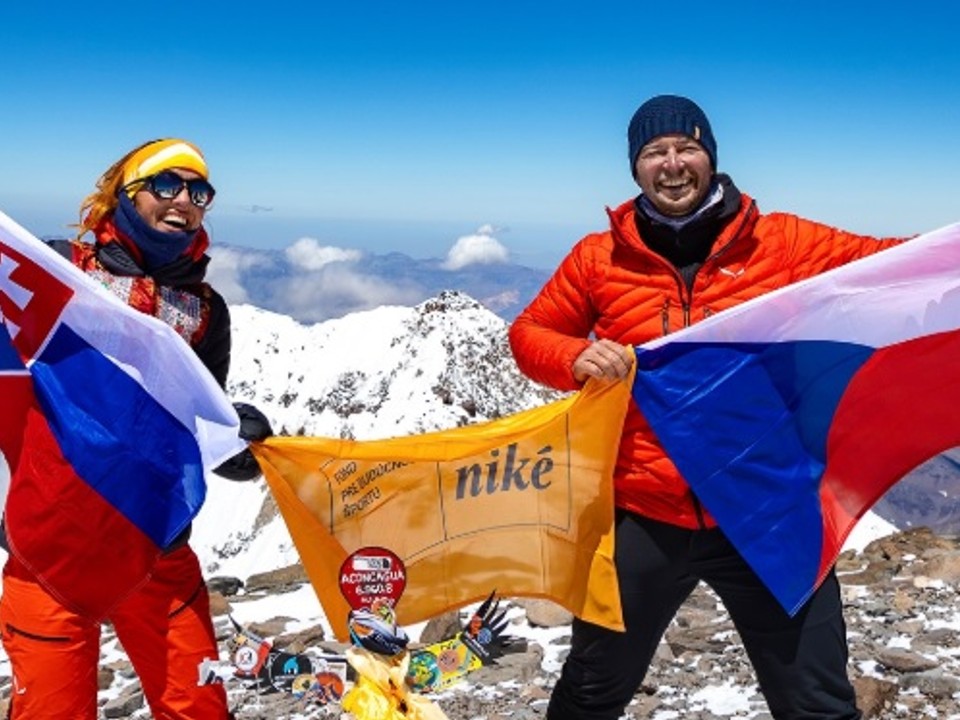 Lenka Poláčková s manželom Janom na vrchole Aconcagua (6962 m).