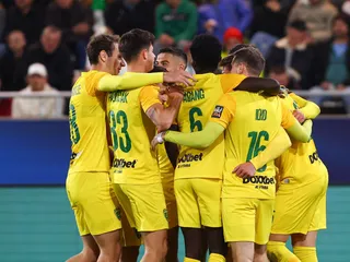 Radosť hráčov Žiliny z gólu v zápase futbalovej Niké ligy.