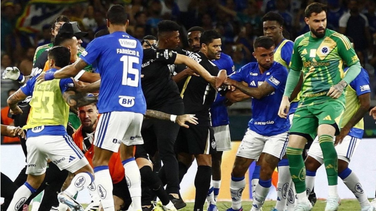 Bitka v zápase Cruzeiro a Atlético Mineiro 